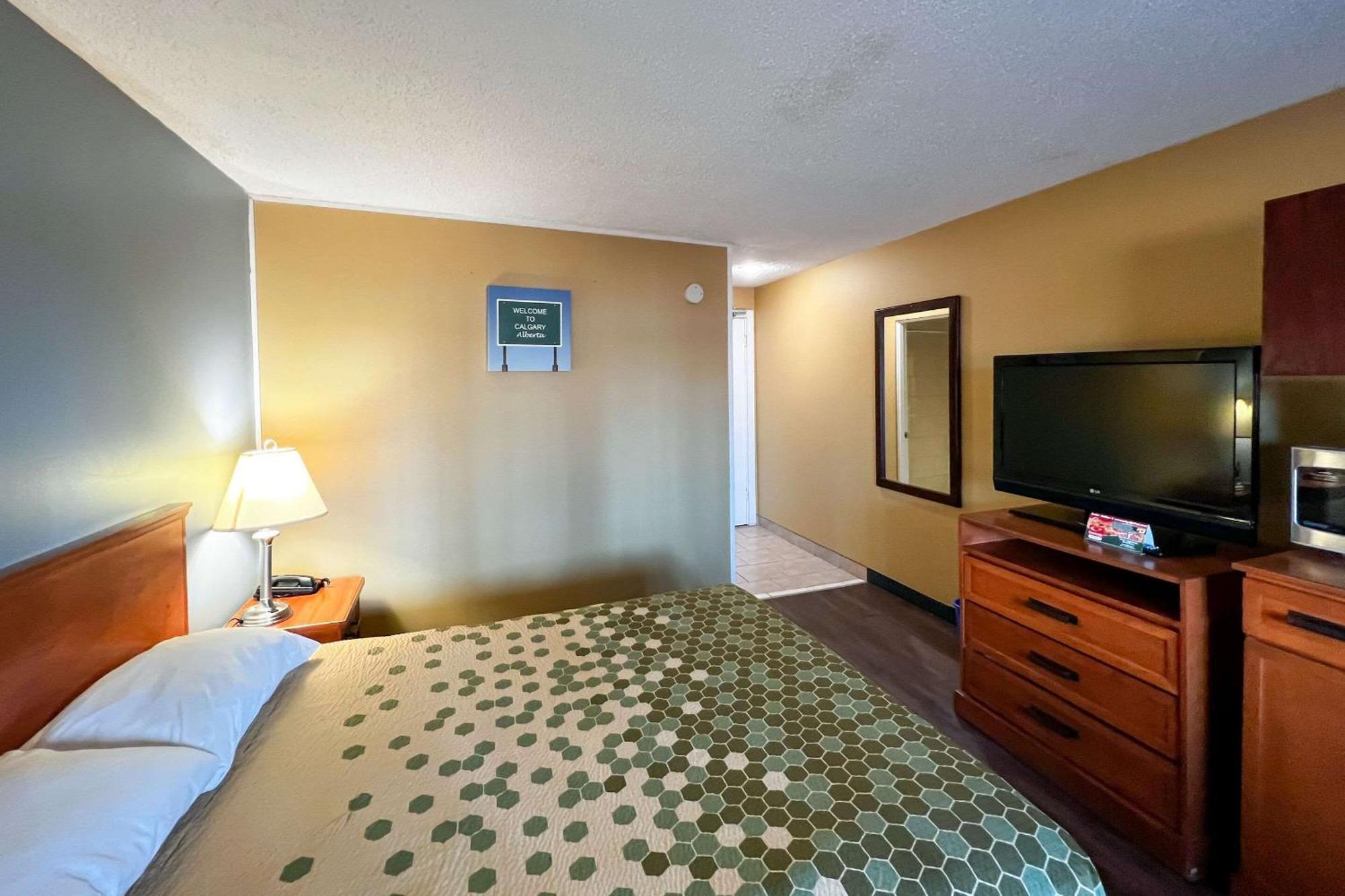 Econo Lodge Motel Village Κάλγκαρι Εξωτερικό φωτογραφία