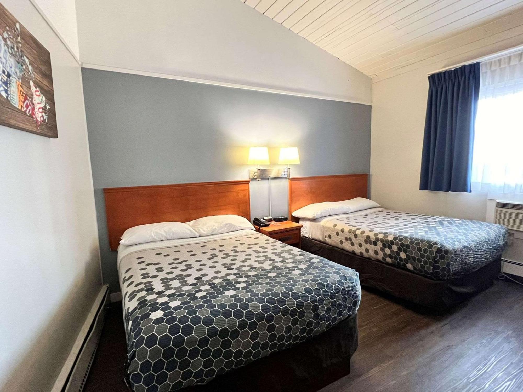 Econo Lodge Motel Village Κάλγκαρι Εξωτερικό φωτογραφία